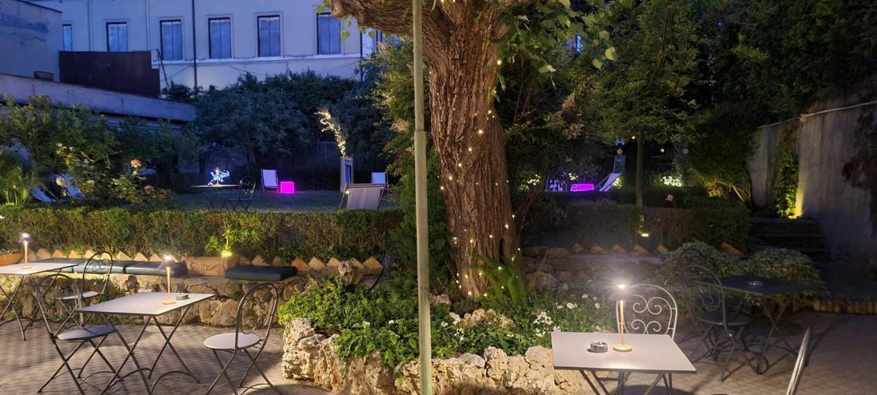 Couette-café Riari Garden